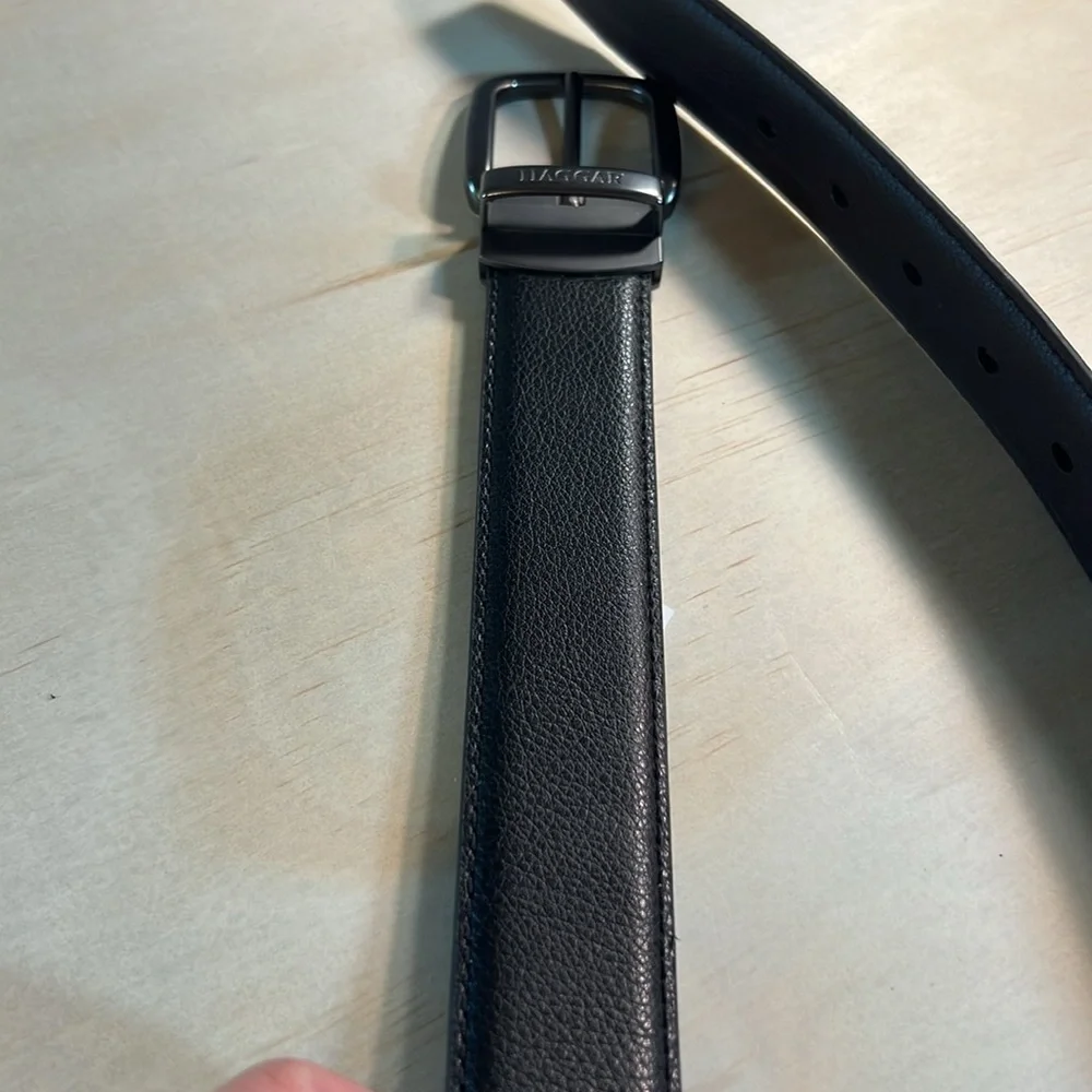 Haggar Black Belt with Brushed Silver Buckle Sz 34